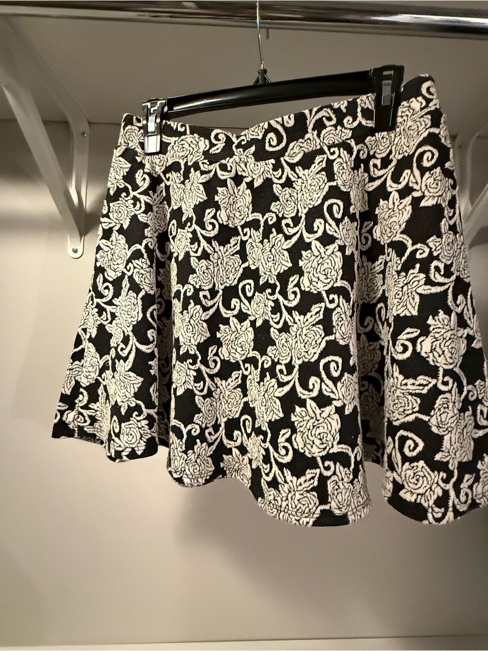 Joe Benbasset Black and White Floral A-Line Skirt